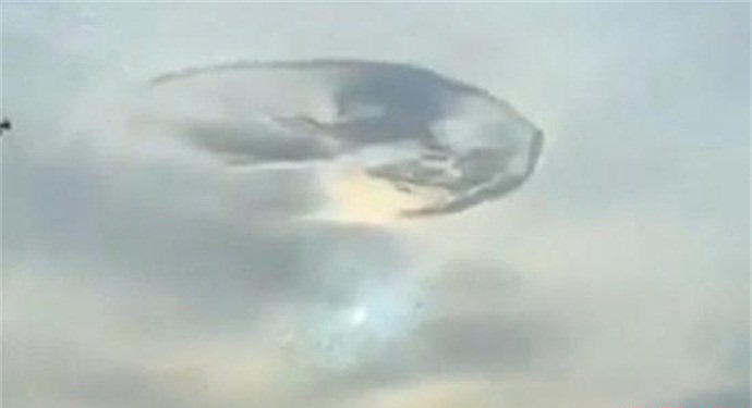 俄罗斯地心洞 难道真的是ufo降临吗