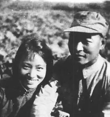 彭雪枫将军牺牲时儿子出生了吗 彭雪枫将军夫人改嫁了几次啊