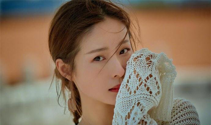 江一燕获奖引争议获得最佳女配角 她是那个项目的甲方英语