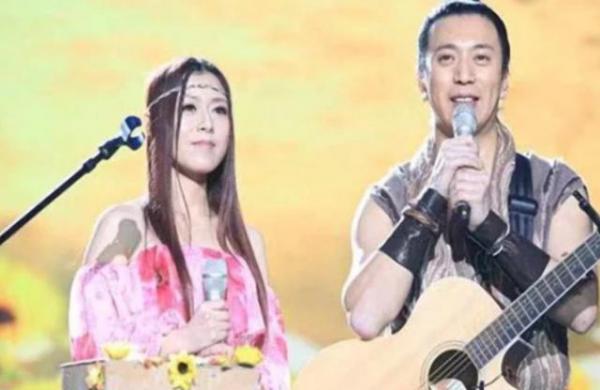 歌手巫启贤个人资料-节目上被选手回怼，却坚称自己是中国人