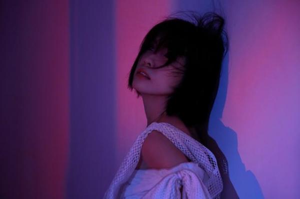 女歌手花树的个人资料-新加坡女歌手郭美美再出发，新专辑《起风了》唱出自我，唱出坚强
