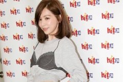 萧亚轩公布恋情 app， 相差近20岁的恋情网友表示看不懂