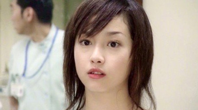 日本女星吸毒英龙华 竟然已经有10多年了英文