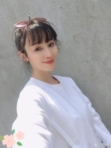 歌手石筱群个人资料