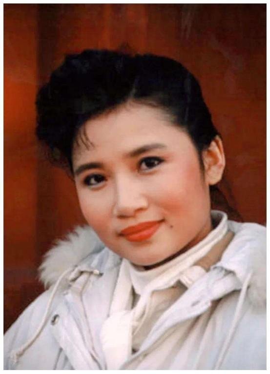 藏族歌手李娜资料 著名歌手李娜个人简历