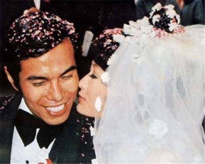 杨丽菁结婚照片 陈鸿烈与潘迎紫的前尘往事
